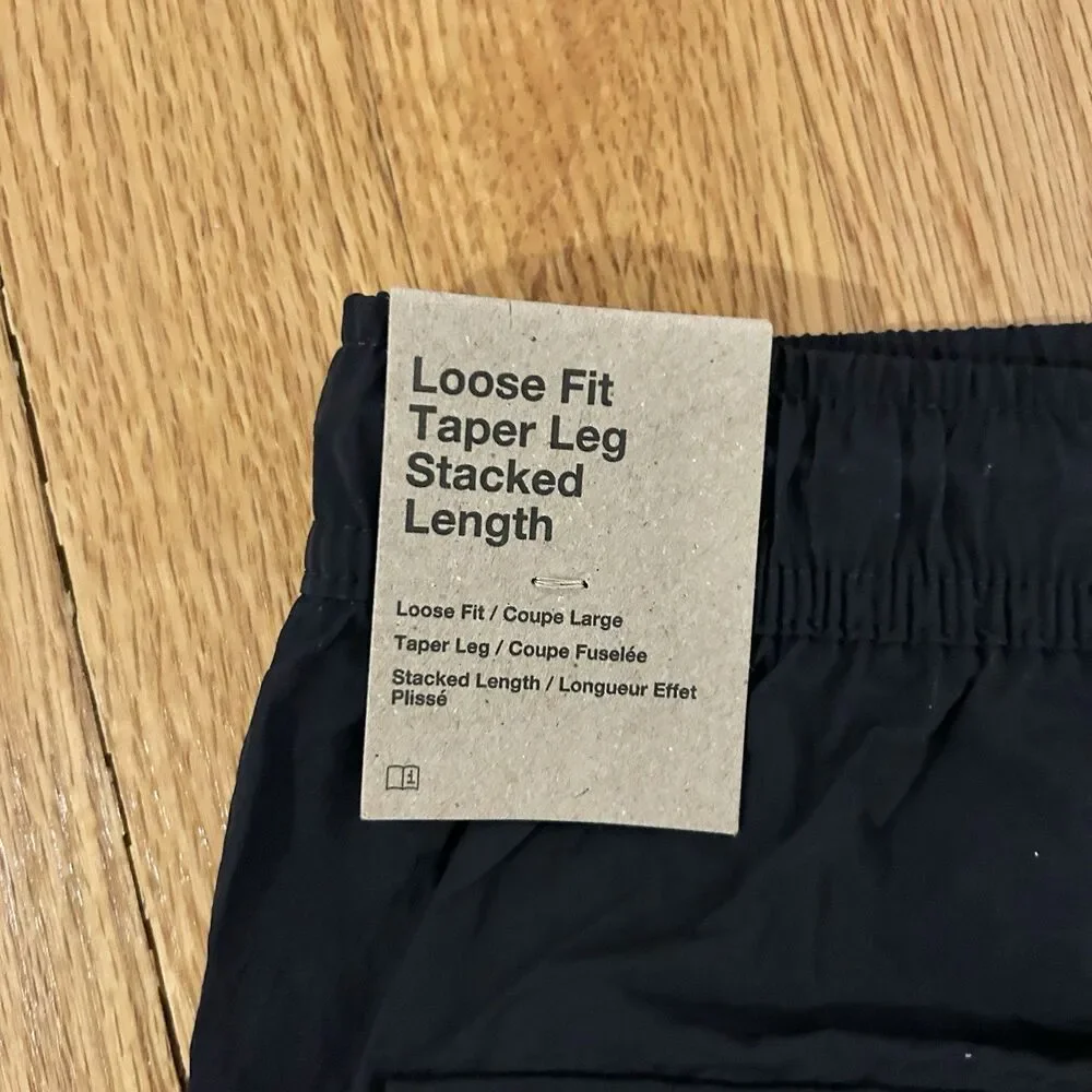 Nike Tech Woven Men’s Size XL-Tall Black Lifestyle Cargo Pants